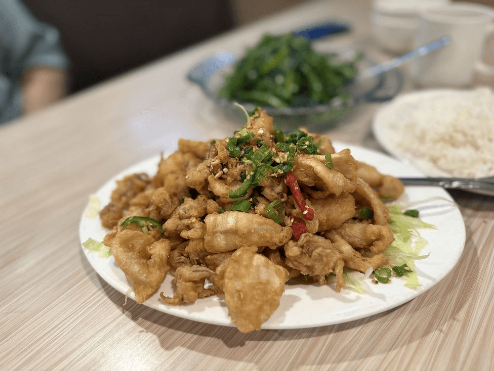 Deep fried squid with spicy salt